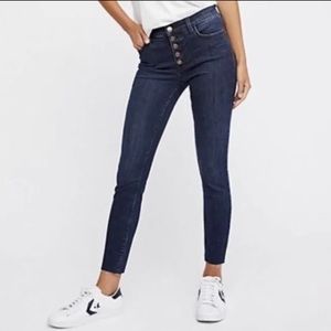 Free People Reagan Skinny Jeans Dark Wash, 26
